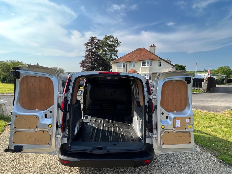 View FORD TRANSIT CONNECT 200 LIMITED TDCI