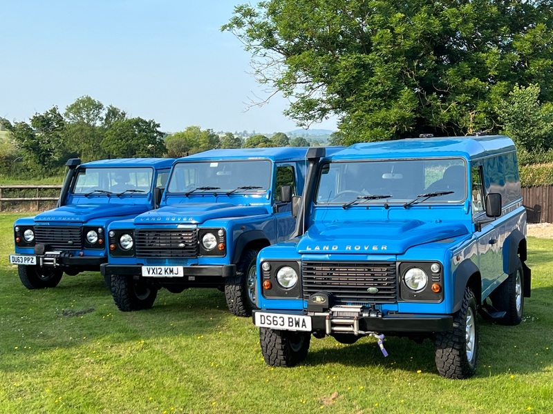 LAND ROVER DEFENDER 110