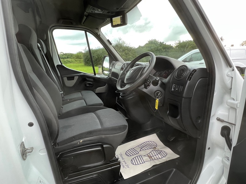 View RENAULT MASTER MM33 BUSINESS 2.3 DCI