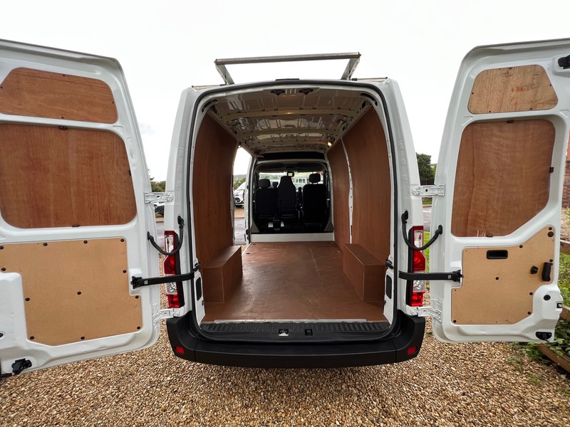 View RENAULT MASTER MM33 BUSINESS 2.3 DCI